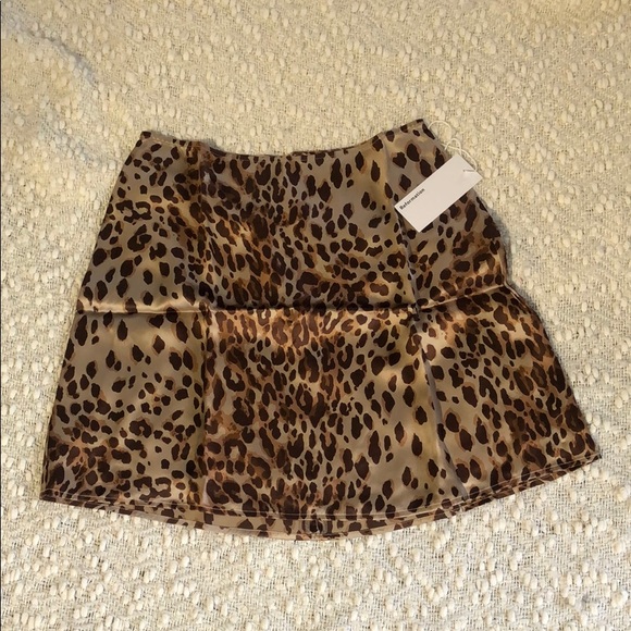 NWT Reformation Benson Mini Skirt in Cat sz 2 - Picture 4 of 5